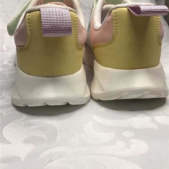 GIRLS H&M SHOES - Picture 3 of 10